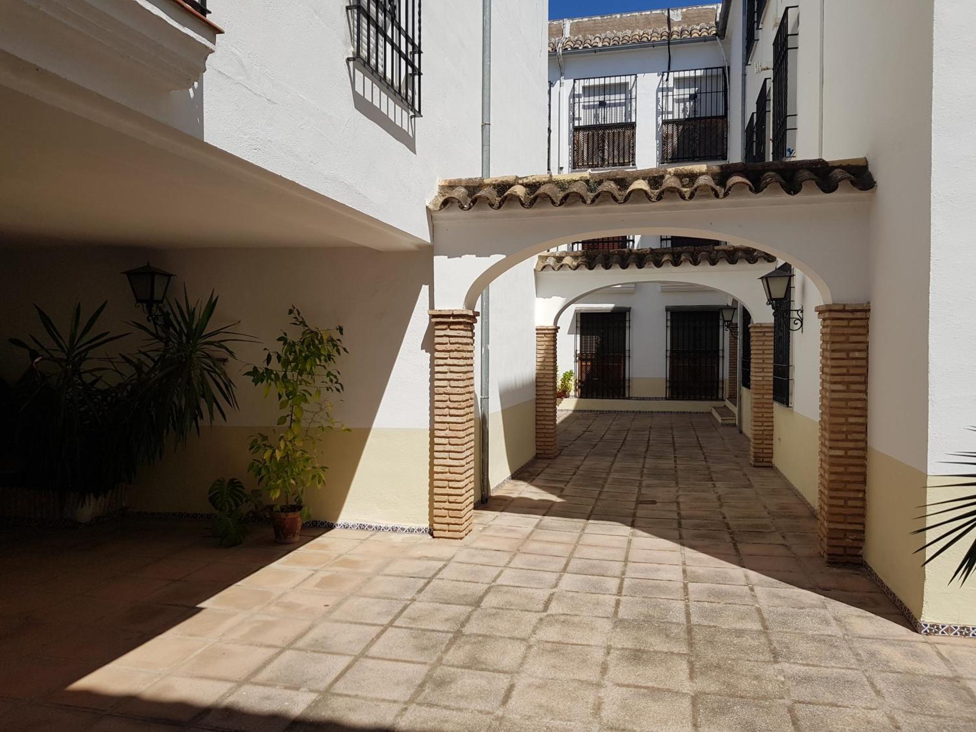 Apartamentos En Patio Cordobes San Basilio กอร์โดบา ภายนอก รูปภาพ